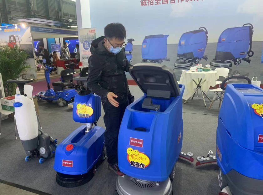 吴忠坦洁洗地机公司致力于电动洗地机的生产、销售和服务百家